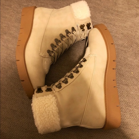 Boots ✨ - Picture 5 of 8